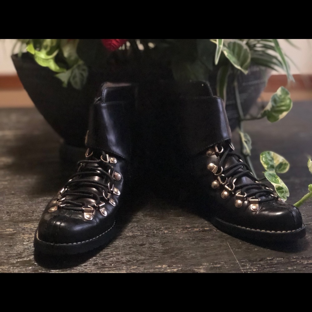 Michael Kors black leather booties